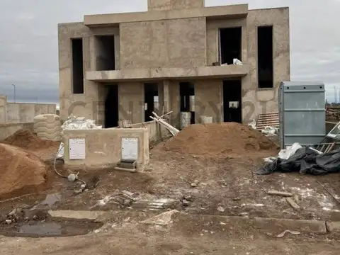 EN VENTA! DUPLEX 3 DORMITORIOS, CON ESCRITURA NOBU