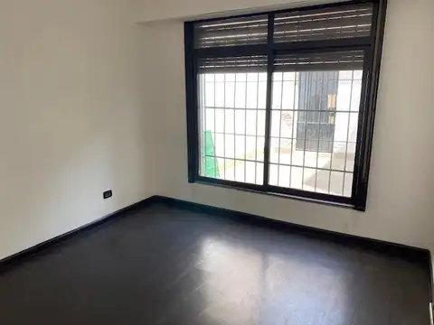 Oficina en Alquiler al Este