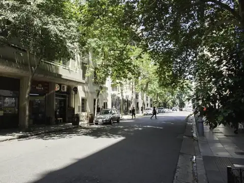 VENTA Esmeralda y Juncal 7 Piso Cochera Vigilancia 24hs 180 m2