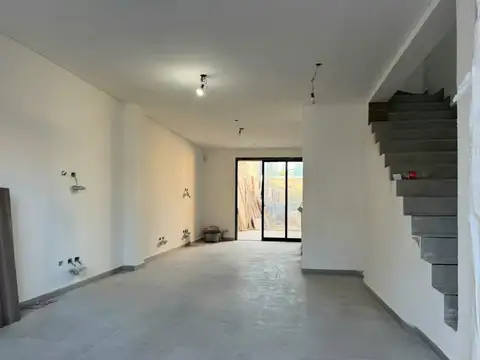 Casa en Venta en Villa Adelina, USD 275.000