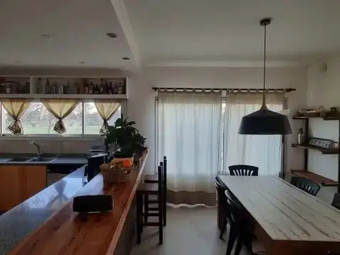 Casa  en Venta en Altos de Manzanares, Pilar, G.B.A. Zona Norte