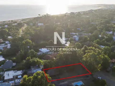 Terreno en Venta en Pinares, USD 250.000