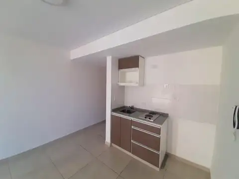 M De Sarratea 100, Piso 2°