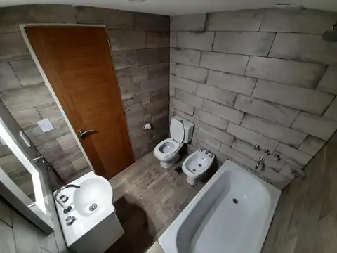 Departamento en Alquiler en Morón Sur, $ 300.000