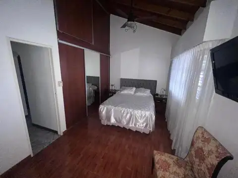Casa en Venta en Piñeyro, USD 160.000