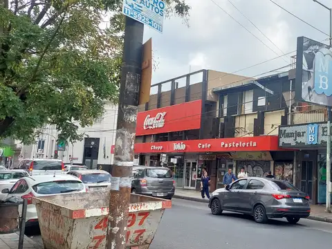Local en Alquiler en Moron, $ 9.000.000