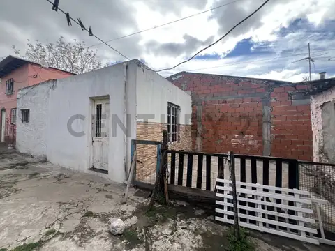 CASA EN VENTA MULTIFAMILIAR - TOTAL 3 PROPIEDADES – LIBERTAD, MERLO