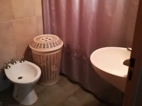 G Espinosa 1900, Piso 1