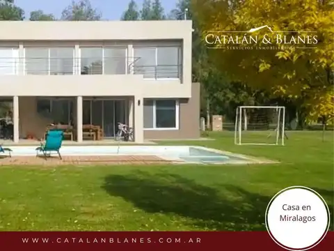 MIRALAGOS - CASA EN VENTA 4 Dorm + Piscina -
