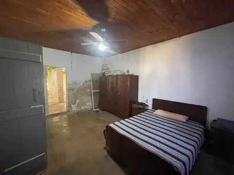 Casa 4 ambientes con 1 baño
