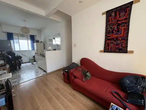 Luminoso departamento de 2 ambientes en venta en Almagro, bajas expensas