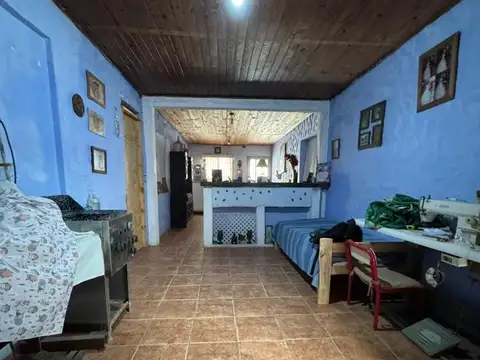 Casa 5 ambientes con 4 baños