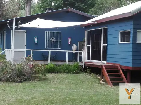 Casa en venta - 2 Dormitorios 2 Baños - 1.330Mts2 - Islas de Tigre