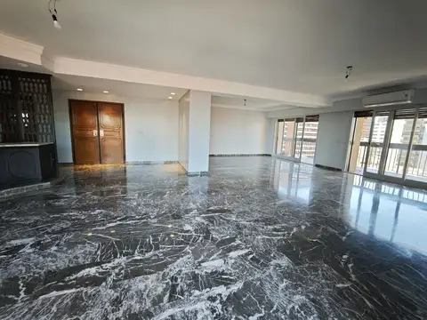 Departamento en Alquiler de 5 ambientes