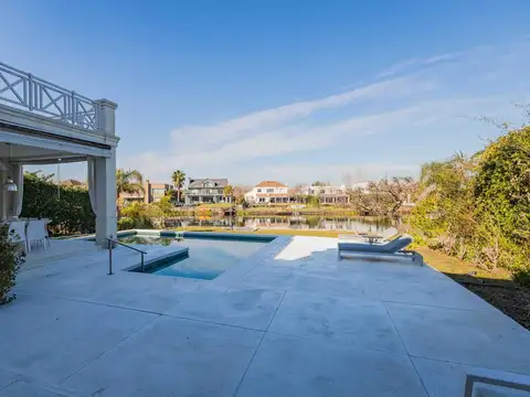 Venta casa al Lago en La Alameda Nordelta