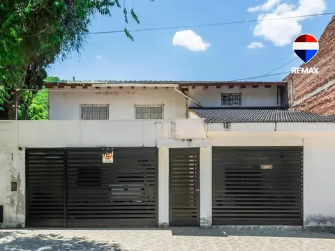 CASA VENTA SOBRE AVENIDA AUTODROMO APTA CREDITO