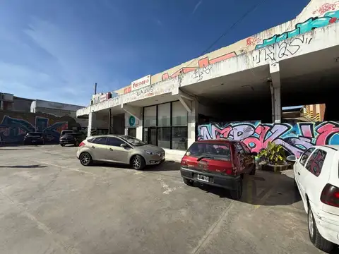 Avenida Rivadavia 21686 , Piso 0