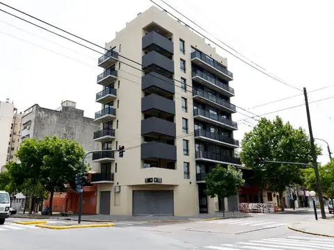 OLIVERA, AV. 100, Piso 8