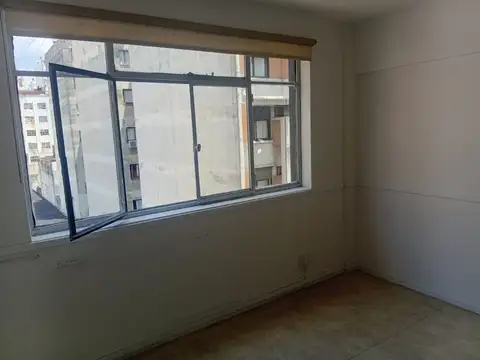 Oficina en Venta en Monserrat, USD 15.500
