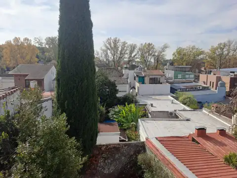 Casa 5 ambientes con 1 baño