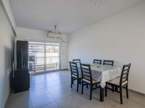 2 ambientes con patio y balcón en venta en Villa Devoto