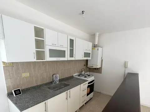 Departamento en Alquiler con 1 cocheras