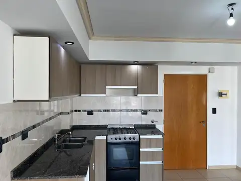 ALQUILER DEPARTAMENTO MONOAMBIENTE EN LINIERS CON COCHERA