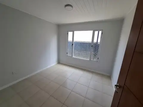 Alquiler Exclusivo Casa 1 dormitorio Stefenelli