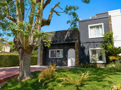 Espectacular casa de dos lotes en maschwitz country club - acepta permuta y fina