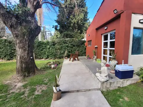 Quinta en Venta con 3 cocheras