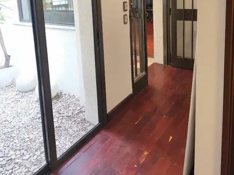 Oficina sobre Av Valparaiso - 60m² en planta baja