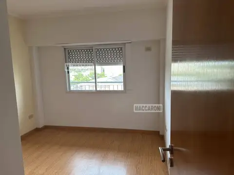 Departamento en Alquiler en Mataderos, $ 700.000