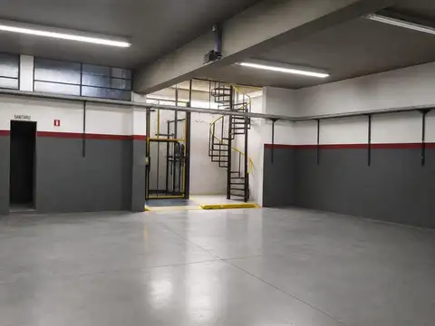 Alquiler fabrica depósit 500m2  Caseros con oficin
