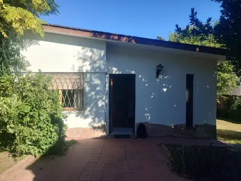 Casa 7 ambientes con 3 baños