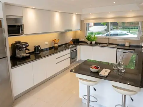 Casa en Venta de 5 dormitorios