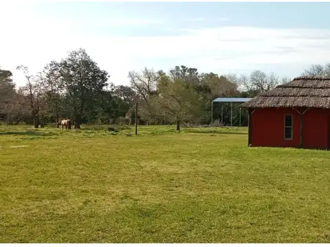 CASA CON SALON QUINCHO SAN ANDRES DE GILES