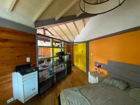 Depto Tipo Casa en Venta con 2 cocheras