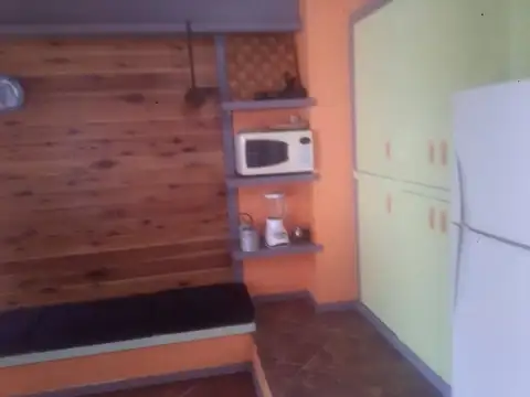 Depto Tipo Casa 2 ambientes con 1 baño