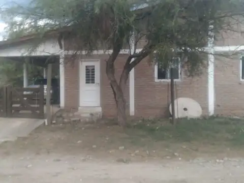 2 CASAS Y 2 MONOAMBIENTES EN LA PAZ, CORDOBA