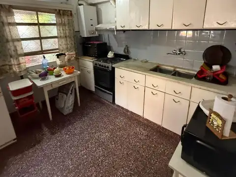 Venta Casa 4 dormitorios jardin garage