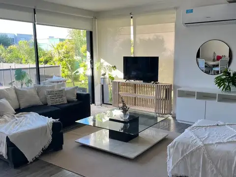 Venta De Casa Estilo Moderno-lagoon -pilar