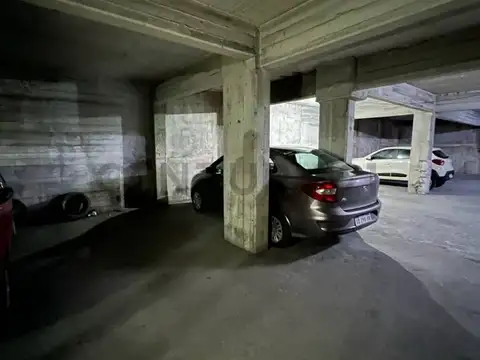 42 ENTRE 6 y 7 100, Piso 0