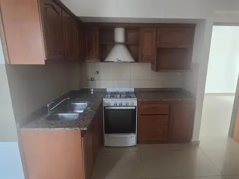 Departamento 6 ambientes con 2 baños