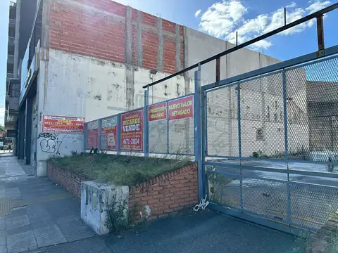 TIERRAAAAAAAAAAAAA A LA VISTA - Importante parcela 882 m2