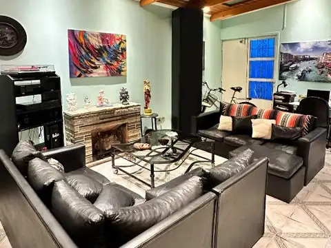 Hermosa casa 4 amb - Barcelo 570 V. Domínico U$s 135.000