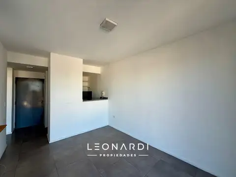 Departamento en Alquiler en Centro, $ 670.000
