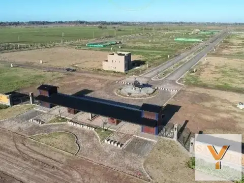 Terreno en Venta 20  mts Frente