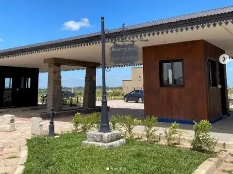 Terreno en Venta 40  mts Fondo