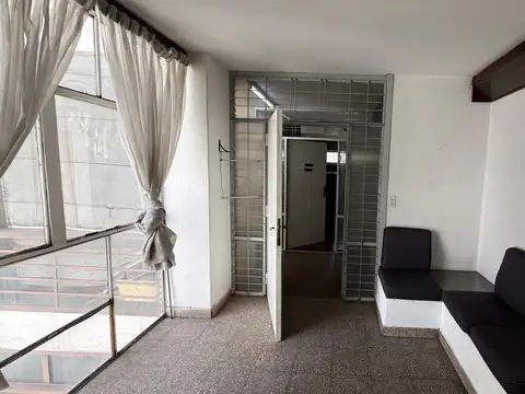 Oficina en Alquiler en Centro, $ 330.000