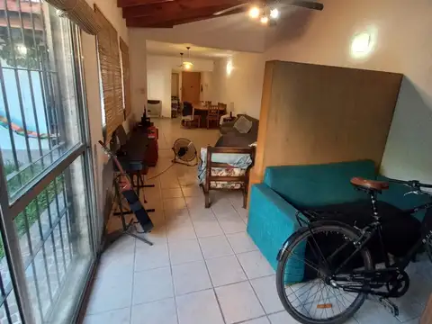 Depto Tipo Casa en Venta en Villa Pueyrredon, USD 220.000